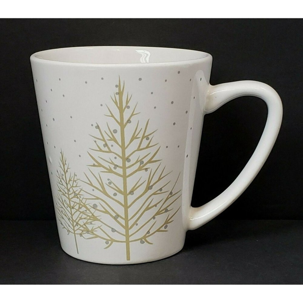Design Pac Snow Christmas Tree 10 oz. Off-White Ceramic Coffee Mug Cup